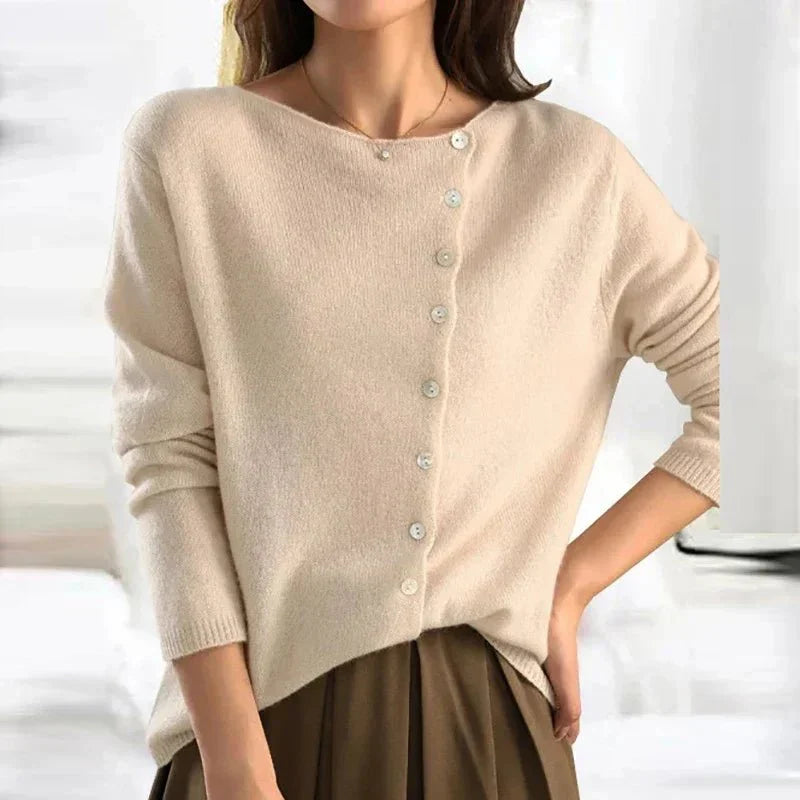 Iya | Chic Knappstickad
