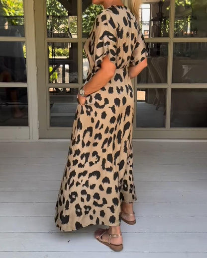 Lucia | Chic Leopardmönstrad Klänning