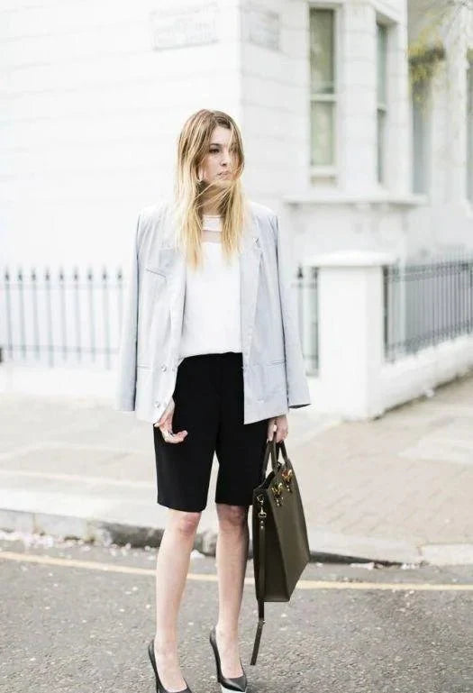 Trina | Chic Trendy Kort