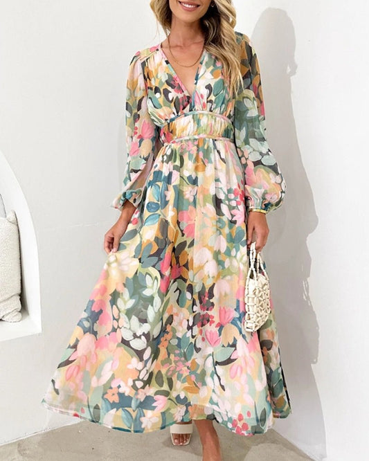 Carolina | Elegant Blommig V-ringad Klänning