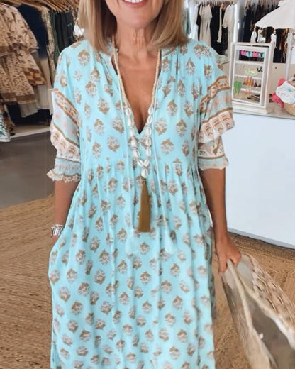 Mana | Chic Floral V-Hals Klänning