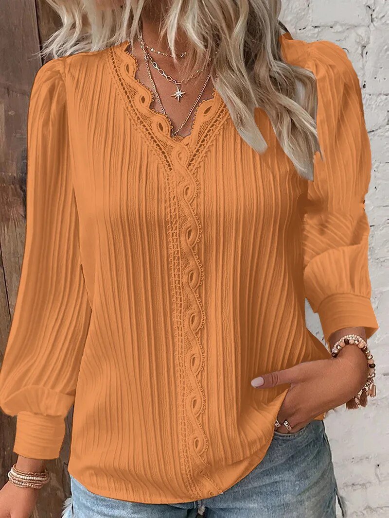 Lydia | Blus med Spetsdetaljer